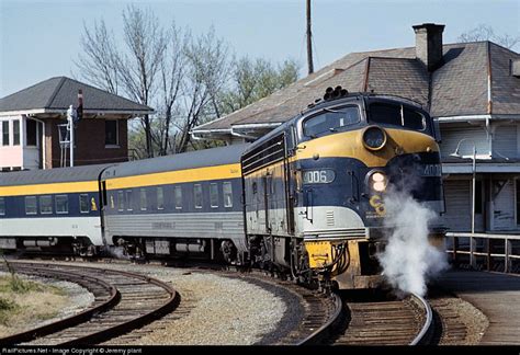 Railpicturesnet Photo 4006 Chesapeake And Ohio Cando Emd E8a At Gordonsville Virginia By