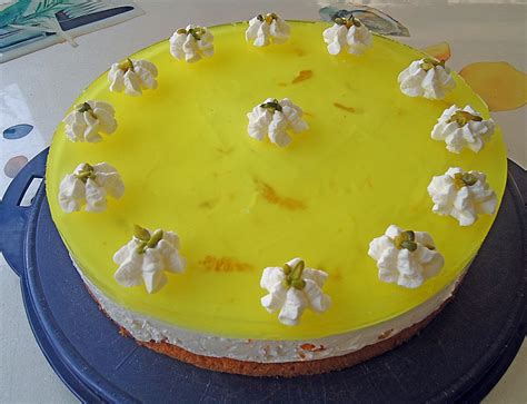 Check spelling or type a new query. Erfrischende Sommer - Citrus - Torte von ManuGro | Chefkoch.de