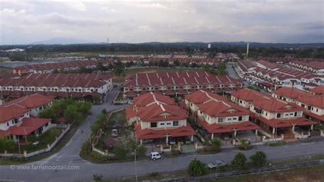 From here, guests can enjoy easy access to all that the lively city has to offer. Aerial Footage | Seri Iskandar Perak - YouTube