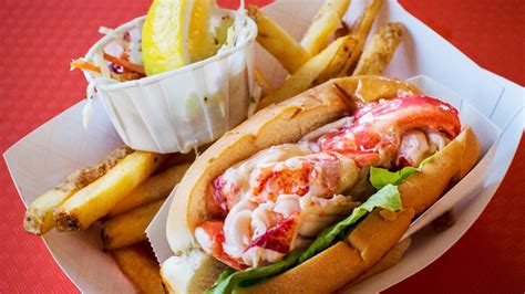 These Are the Best Lobster Rolls in Maine | GQ