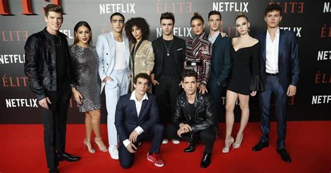 Stylized as e l i t ǝ) is a spanish thriller teen drama streaming television series created for netflix by carlos montero and darío madrona. Élite, la nueva serie de Netflix, tiene su propia ...