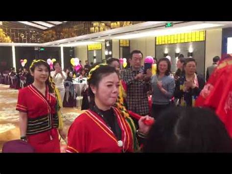 婦女能頂半邊天 / 妇女能顶半边天 ― fùnǚ néng dǐng bànbiāntiān ― women hold up half the sky. 2019婦慈三八節素蘭出嫁-3 - YouTube