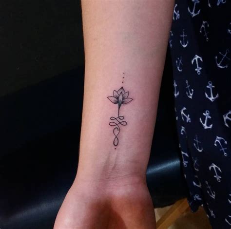 Resultado De Imagem Para Unalome Lotus Significado Tattoos Arrow Tattoo