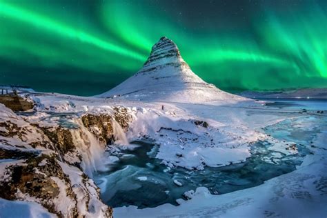 The Ultimate Guide To Viewing The Northern Lights In Iceland The Best