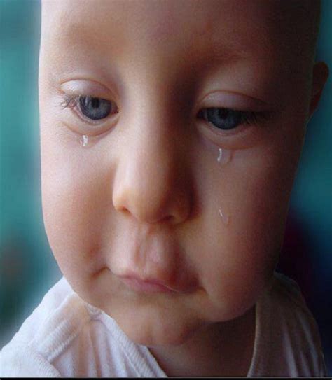 3 Photos Pour Des Bébés Qui Pleurent Bébé Et Décoration Chambre Bébé Santé Bébé Beau Bébé