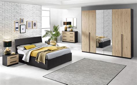Tante proposte anche per salotti e camere da letto, con letti a contenitore. Camera Matrimoniale Mondo Convenienza Camere Da Letto 2020 ...