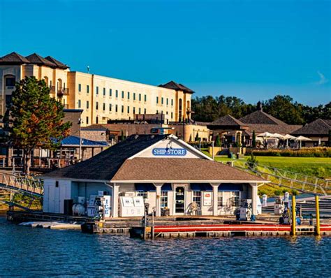 Shangri La Grand Lakes Resort And Marina Oklahoma Hotels