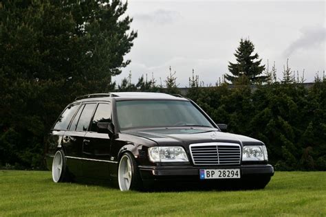 Even so, when a driver gets a craving for more power, there are a few things that can quench that thirst. Mercedes Benz W124 | JDMEURO.com JDM Wheels and Trends Archive