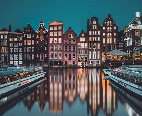 :) i am looking forward to take you on a beautiful photo session trough romantic amsterdam! Airbnb Amsterdam | The 20 Best Unique Houseboats, Lofts ...