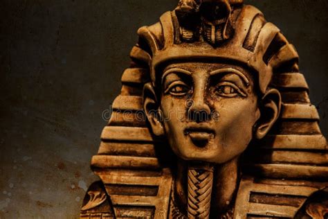 Stone Pharaoh Tutankhamen Mask Stock Photo Image Of Egyptology
