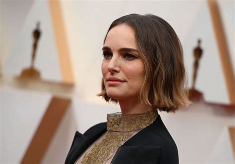 We update gallery with only quality interesting if you have good quality pics of natalie portman, you can add them to forum. Natalie Portman Won't Completely Replace Chris Hemsworth's ...
