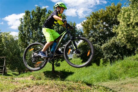 From light weight cross country 29er bikes through to full suspension enduro bikes, the world of mtb has a machine for everyone, including those who prefer a little electric assistance. Kinder Mountainbike Woche - Bikefex