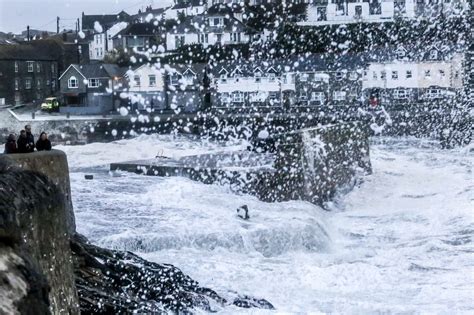 Storm Brian Hits Cornwall In Pictures Cornwall Live