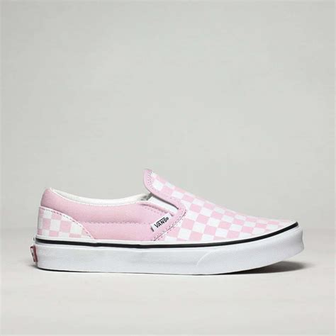 Girls Pink Vans Classic Slip On Trainers Schuh Pink Vans Vans Pink And White Vans
