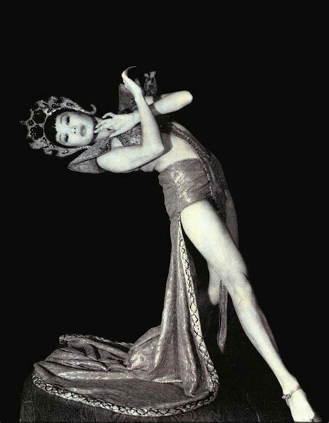 1920s Asian Dancer In Costume Vintage Burlesque Burlesque Dancers