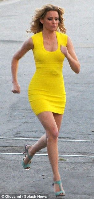 Elizabeth Banks Goes Glam For Walk Of Shame Set Before Scraping Back Hair And Slipping Into