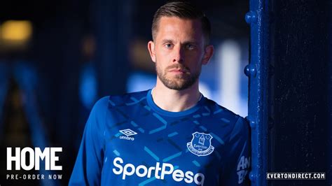 Includes the latest news stories, results, fixtures, video and audio. Everton 2019-20 Umbro Home Kit | 19/20 Kits | Football ...