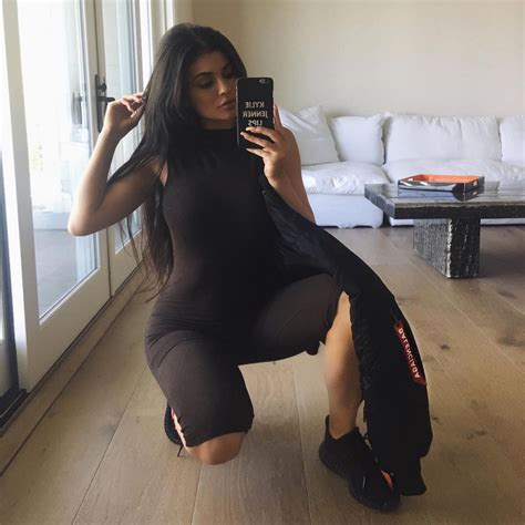 Kylie Jenner Social Media Pics November Celebmafia