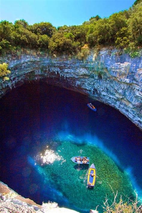 Saltiest lake in the world. Top 10 Most Beautiful Natural Lakes In The World - The WoW ...