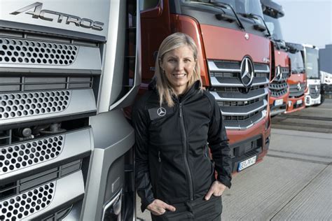 Chefe Mundial Da Mercedes Benz Trucks Concede Entrevista Para A