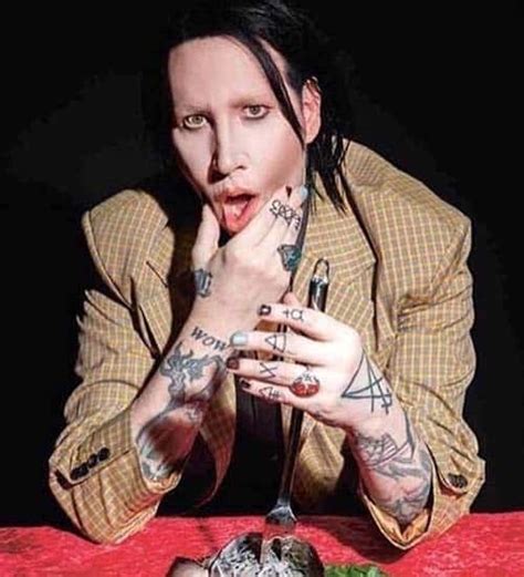 9 Pictures Of Marilyn Manson Without Makeup Styles At Life