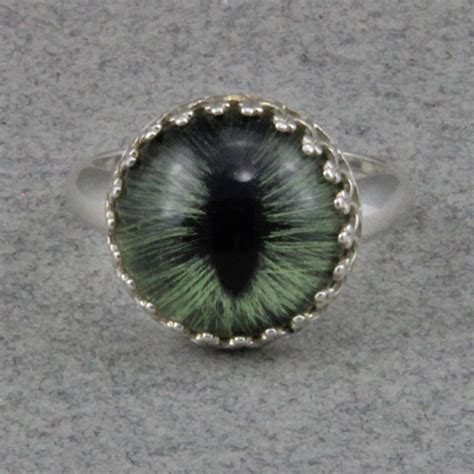 green cat eye in sterling ring size 7 5 etsy sterling ring green cat ring size