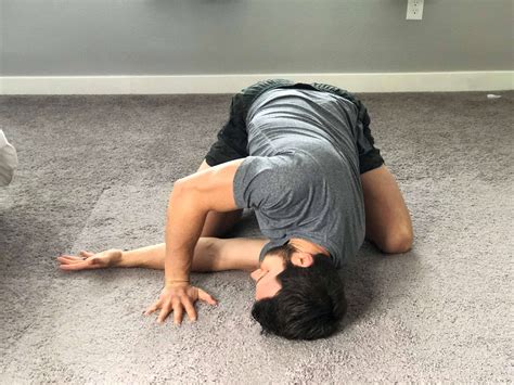 Best Yoga Stretches For Neck And Shoulder Pain Kayaworkout Co