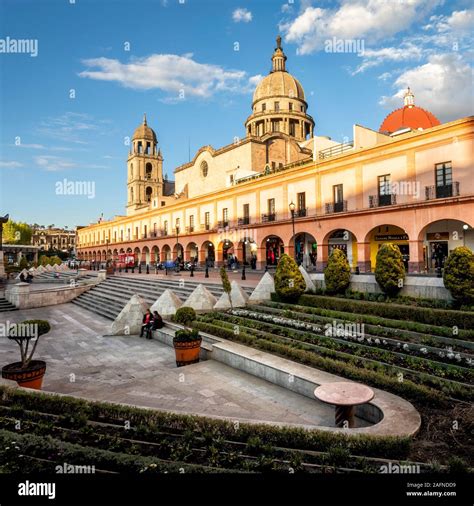 Toluca Hi Res Stock Photography And Images Alamy