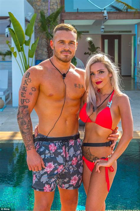 Bachelor In Paradises Jake Ellis And Girlfriend Megan Marx Slam Love Island Daily Mail Online