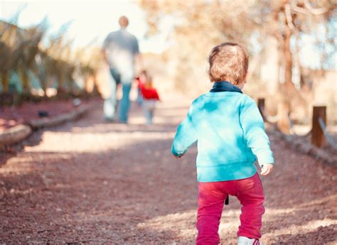 Tips And Tricks To Help Your Child Walk On Their Own Rl Therapy Group