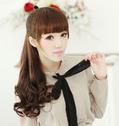 This is along the forehead and the temples, and it is the natural hairline for the vast majority of individuals. - Blog