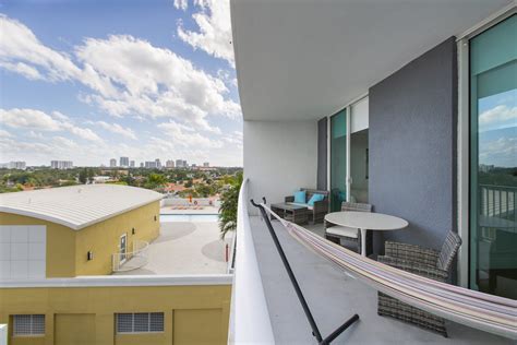 Beautiful One Bedroom in Midtown Lofts Condo Next to the Gables | Sea