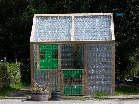 How To A Recycled Plastic Bottle Greenhouse Diy Projects For Everyone