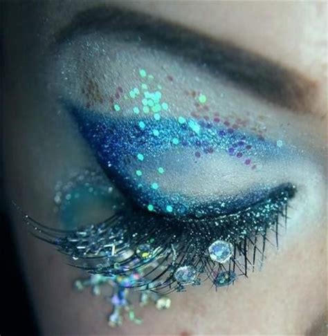 30 Stunning And Incredibly Creative Eye Makeup Ideas Mermaids And