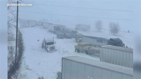 100 Car Pile Up Today Near El Paso Illinois Leads To Shutdown Of I 39