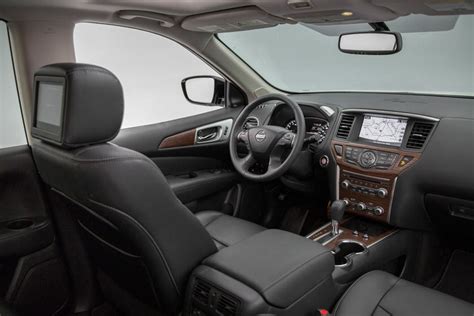2020 Nissan Pathfinder Interior Photos Carbuzz