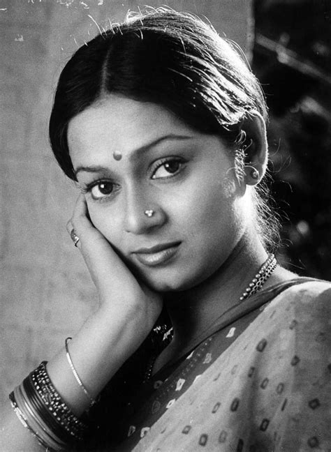 when zarina wahab played the perfect village girl in chitchor — birthday special