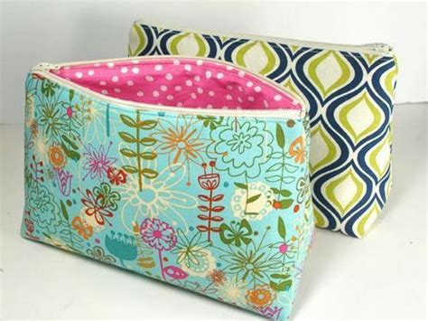 Pin By Rebecca Emter On Craft Ideas Cosmetic Bag Pattern Cosmetic