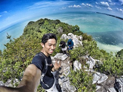 Top 10 hiking trails to conquer in malaysia. Haidhar Syazwan on Twitter: "@KakiTravels_ bukit batu ...