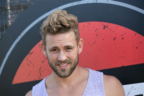 these shirtless pics will make you fall in love with the new bachelor nick viall