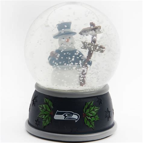 Nfl And College Sports Snow Globes