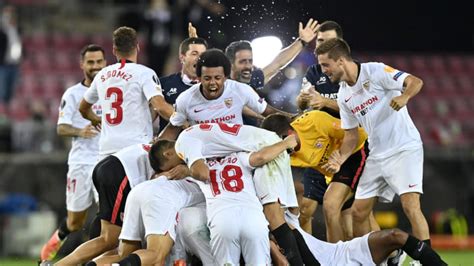 seis finales seis ganadas el sevilla y su amor eterno con la uefa europa league