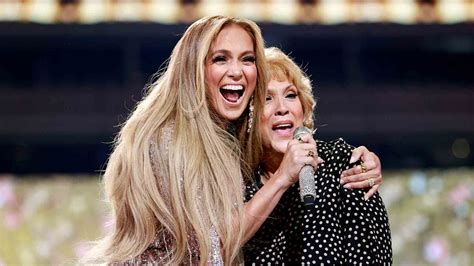 Watch Access Hollywood Interview Jennifer Lopez Brings Her Mom Onstage During Vax Live Concert
