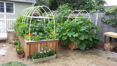 You can make your frame out of wood, plastic, or metal. Fun and Whimsical Do-It-Yourself Gardening Projects to ...