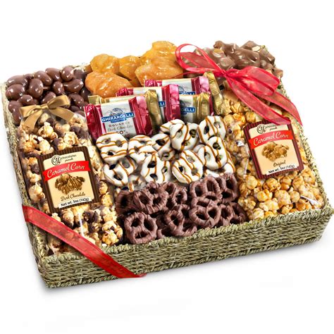 And with their hampers going for up to £6,000, it makes our favourite for this year look like the bargain of the century at a mere £250. Best Christmas Gift Basket Ideas for Your Boyfriend's ...