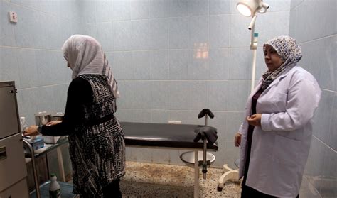 Iraqi Women Forced To Undergo Virginity Testing The World From Prx
