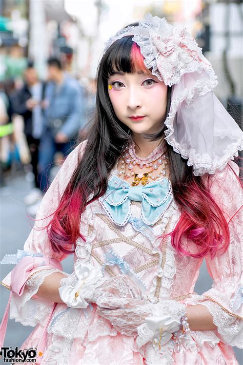 Rinrin Doll In Angelic Pretty Lolita Fashion On The Street