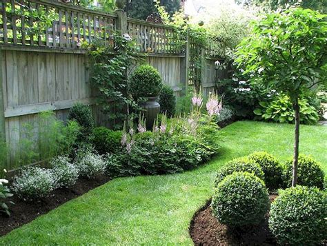 Landscaping Ideas For Backyard Against Fence
