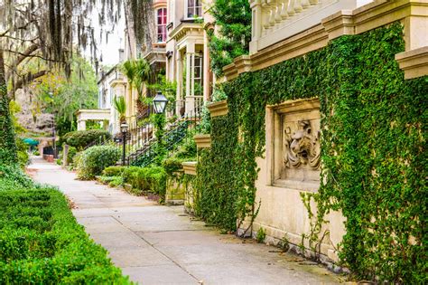 Top 15 Georgia Vacation Spots From Historic Towns to Big City Lights