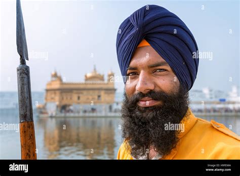 Sikh Guard Golden Temple Amritsar Punjab North India India Stock